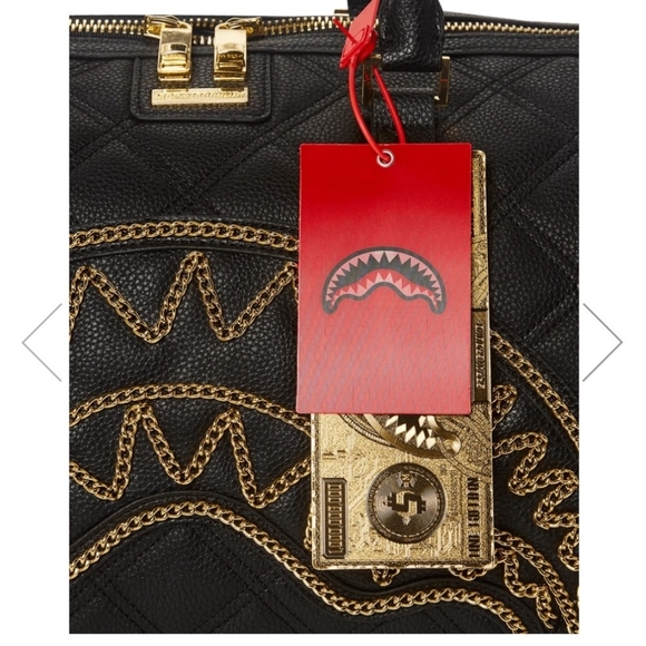 SPRAYGROUND. NOIR QUILT GOLD CHAIN SHARK DUFFLE - Picture 9 of 13